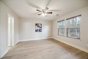 26872 Kings Park Hollow Dr, Kingwood, TX 77339 - Photo 12