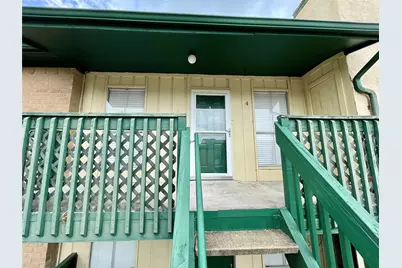 1516 Bay Area Boulevard #E4, Houston, TX 77058 - Photo 20