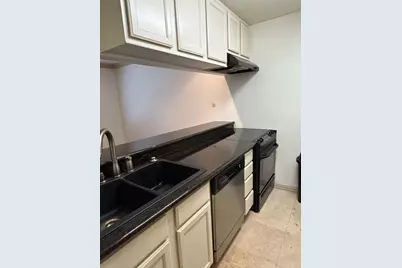 402 Post Office Street #109, Galveston, TX 77550 - Photo 12