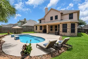 680 Cumberland Ridge Ln, League City, TX 77573 - Photo 1