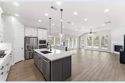 15618 Turtlehead Trail, Conroe, TX 77302 - Photo 2