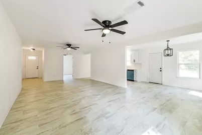 26714 Saddle Rock Lane, New Caney, TX 77357 - Photo 6