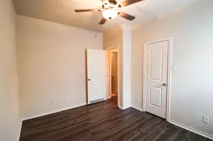 1727 Kilmory Ct, Houston, TX 77014 - Photo 10