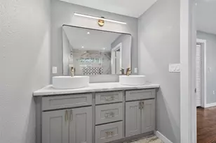 1933 Santa Rosa St, Houston, TX 77023 - Photo 32