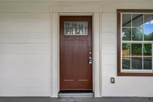 1933 Santa Rosa St, Houston, TX 77023 - Photo 8