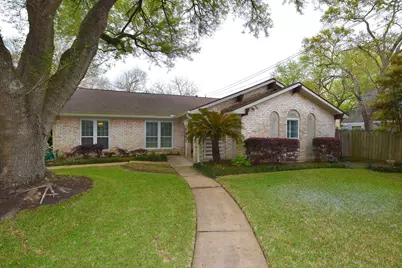 10802 Meadow Lake Lane, Houston, TX 77042 - Photo 1