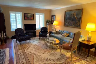 351 N Post Oak Ln, Houston, TX 77024 - Photo 12