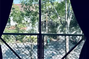 5235 Blossom St, Houston, TX 77007 - Photo 34