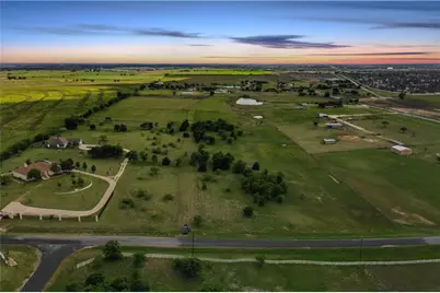 100 County Road 198, Hutto, TX 78634 - Photo 8