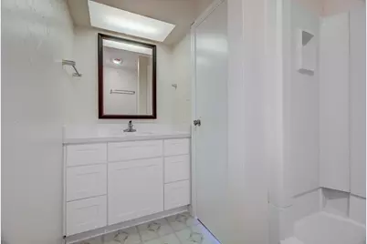 7447 Cambridge Street #47, Houston, TX 77054 - Photo 32