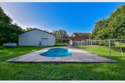2811 County Road 64, Rosharon, TX 77583 - Photo 18