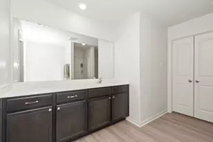 15318 Central Lakes Dr, Humble, TX 77396 - Photo 12