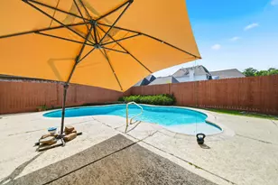 918 Daria Dr, Houston, TX 77079 - Photo 1