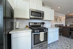 13418 High Banks Ln, Houston, TX 77034 - Photo 10