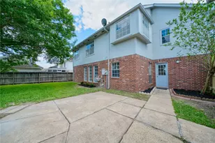 619 Green Belt Dr, Sugar Land, TX 77498 - Photo 30