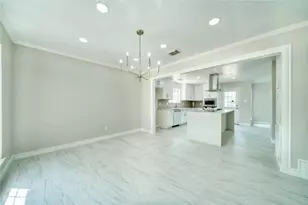 619 Green Belt Dr, Sugar Land, TX 77498 - Photo 10