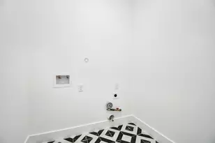 8109 Hamlet St, Houston, TX 77078 - Photo 16