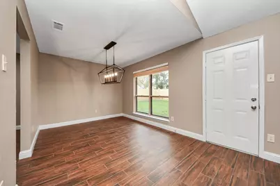 2227 S Ferrisburg Court, Sugar Land, TX 77478 - Photo 6