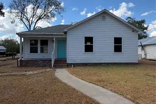 413 W Hamilton, Cuero, TX 77954 - Photo 1