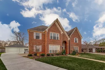 19 Wickham Court, Sugar Land, TX 77479 - Photo 4