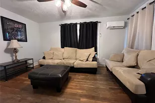 617 12th St, Huntsville, TX 77340 - Photo 8
