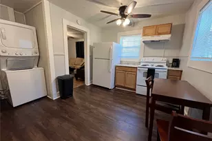 617 12th St, Huntsville, TX 77340 - Photo 12