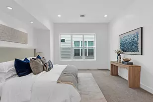 5871 E Post Oak Ln, Houston, TX 77055 - Photo 24