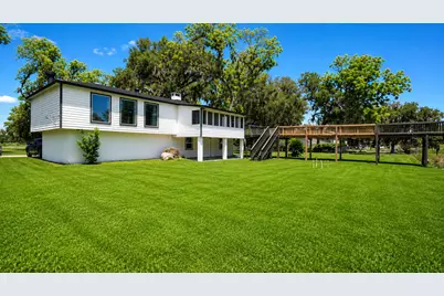 29927 County Road 25, Damon, TX 77430 - Photo 32