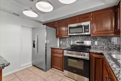 430 W Redway Lane W, Houston, TX 77598 - Photo 22
