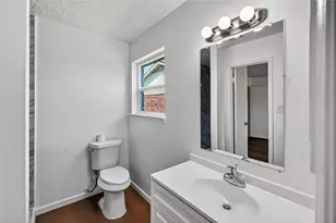 12614 Hunting Brook Dr, Houston, TX 77099 - Photo 14