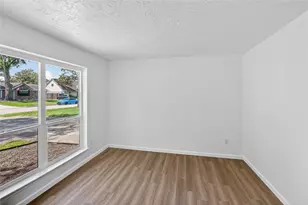 12614 Hunting Brook Dr, Houston, TX 77099 - Photo 10
