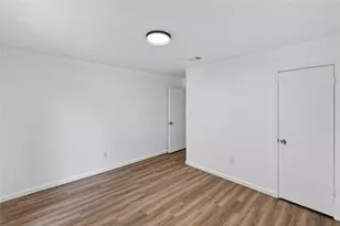 12614 Hunting Brook Dr, Houston, TX 77099 - Photo 20
