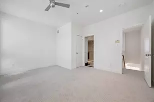 100 McGowen St, Houston, TX 77006 - Photo 10