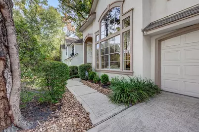 22 S Greywing Place, The Woodlands, TX 77382 - Photo 4