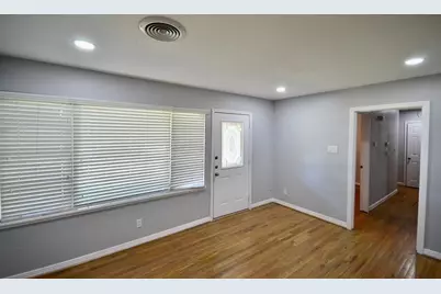 6229 Tanager Street, Houston, TX 77074 - Photo 4