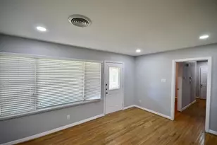 6229 Tanager St, Houston, TX 77074 - Photo 4