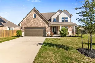 13510 Fallbrook Cir, Mont Belvieu, TX 77535 - Photo 1