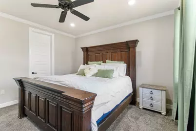 13510 Fallbrook Circle, Mont Belvieu, TX 77535 - Photo 10