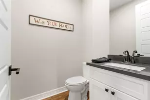 13510 Fallbrook Cir, Mont Belvieu, TX 77535 - Photo 16