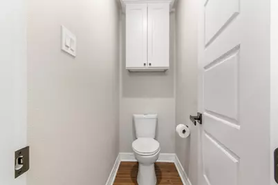 13510 Fallbrook Circle, Mont Belvieu, TX 77535 - Photo 14