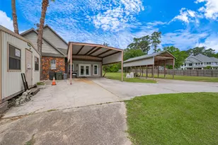 2499 Southline Rd, Conroe, TX 77384 - Photo 2