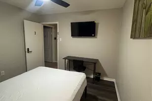 11322 Murr Way, Houston, TX 77048 - Photo 14