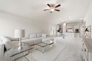 10526 Cabot Trl, Rosharon, TX 77583 - Photo 8