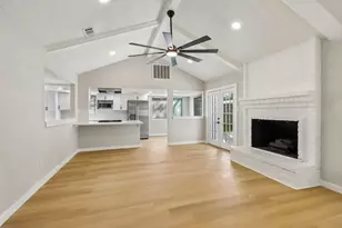2034 Lake Creek Dr, Kingwood, TX 77339 - Photo 8