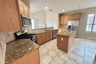 24514 Lake Path Cir, Katy, TX 77493 - Photo 4