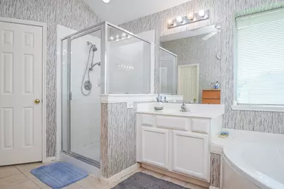 15715 Brookwood Lake Place, Sugar Land, TX 77498 - Photo 12