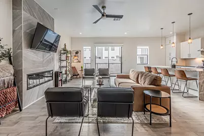 422 W 9th Street #103, Dallas, TX 75208 - Photo 8