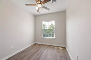 9409 Clinton Dr, Houston, TX 77029 - Photo 18