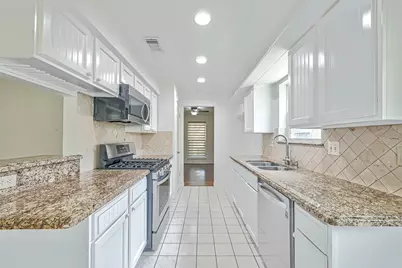 2922 Lakefield Way, Sugar Land, TX 77479 - Photo 16