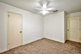2922 Lakefield Way, Sugar Land, TX 77479 - Photo 32